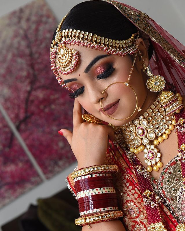 Dream Like Bridal Makeup To Get Dreamy Wedding Look!