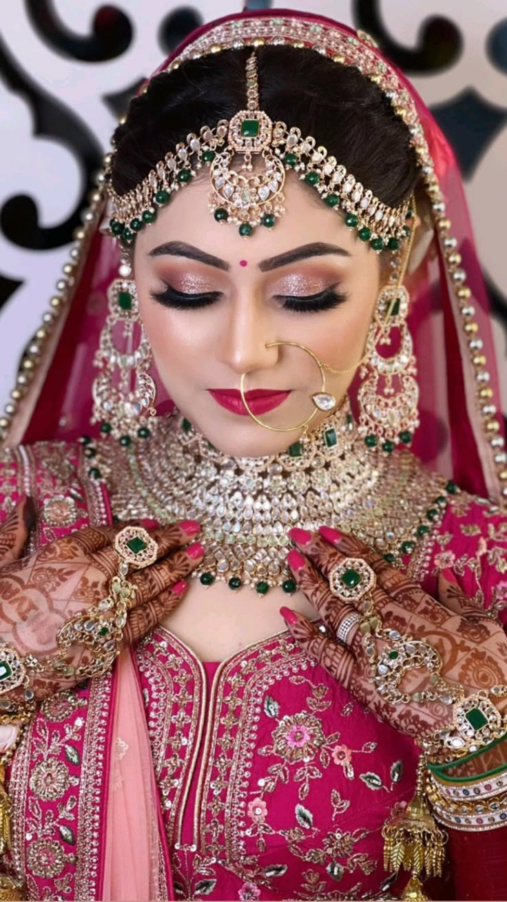 Elegant Mumbai Wedding With The Bride In A Beautiful Pastel Pink Lehenga